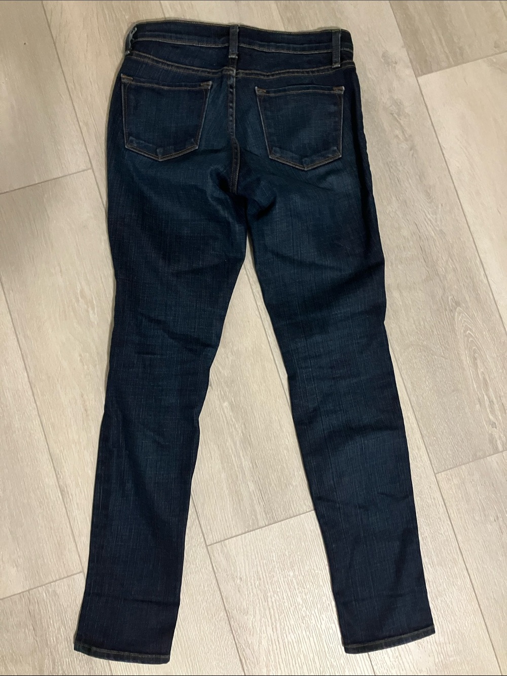 J Brand , women’s 26 , Dark Indigo Skinny Jeans - Picture 4 of 7